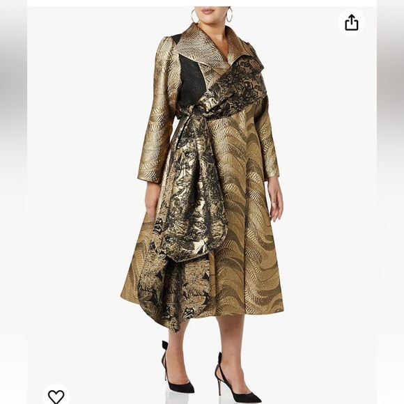 Making the Cut Season 3 Winning Look Jeanette's Metallic Gold Jacquard Coat - Picture 4 of 14